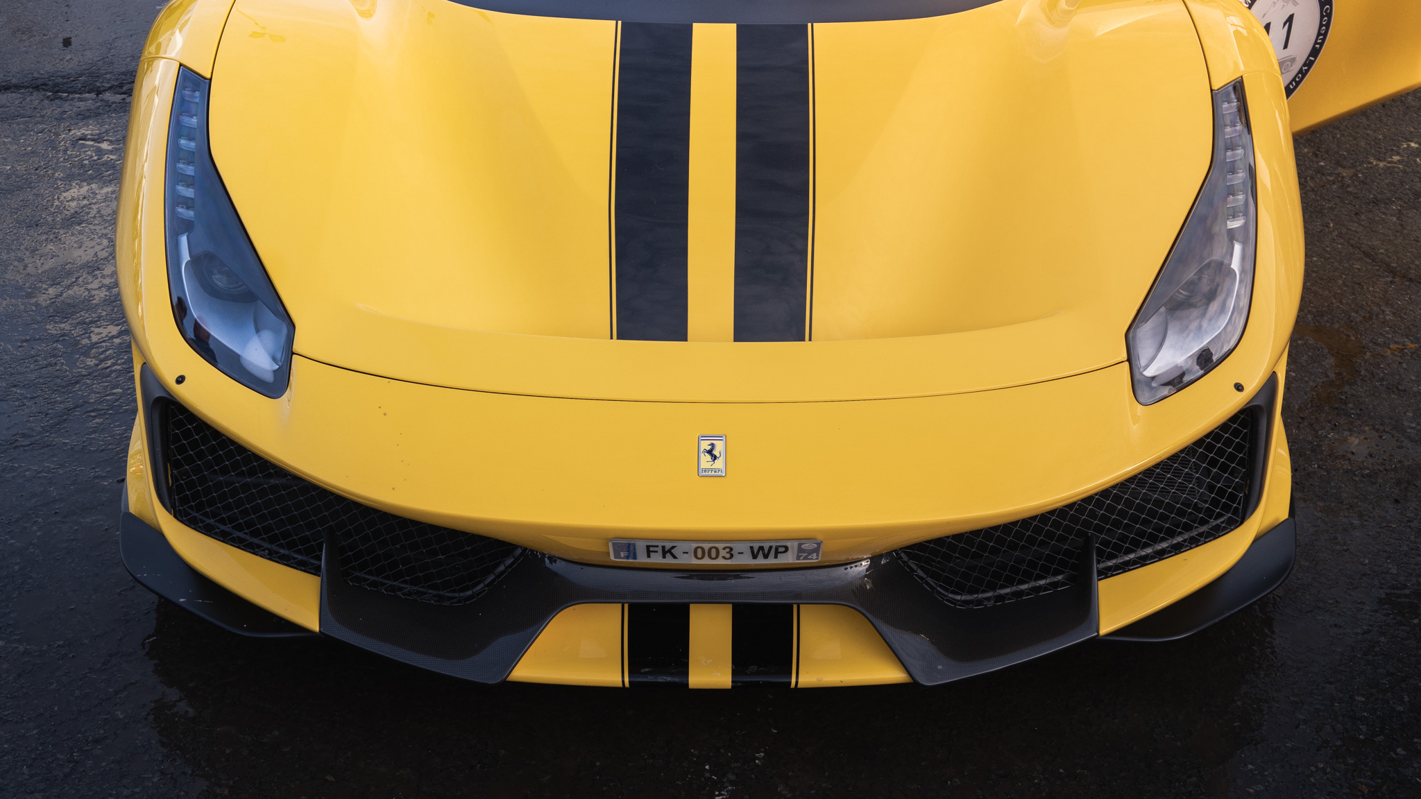 ferrari 488 pista